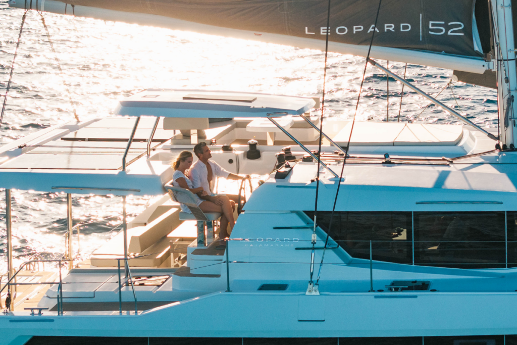 Couple on Leopard 52