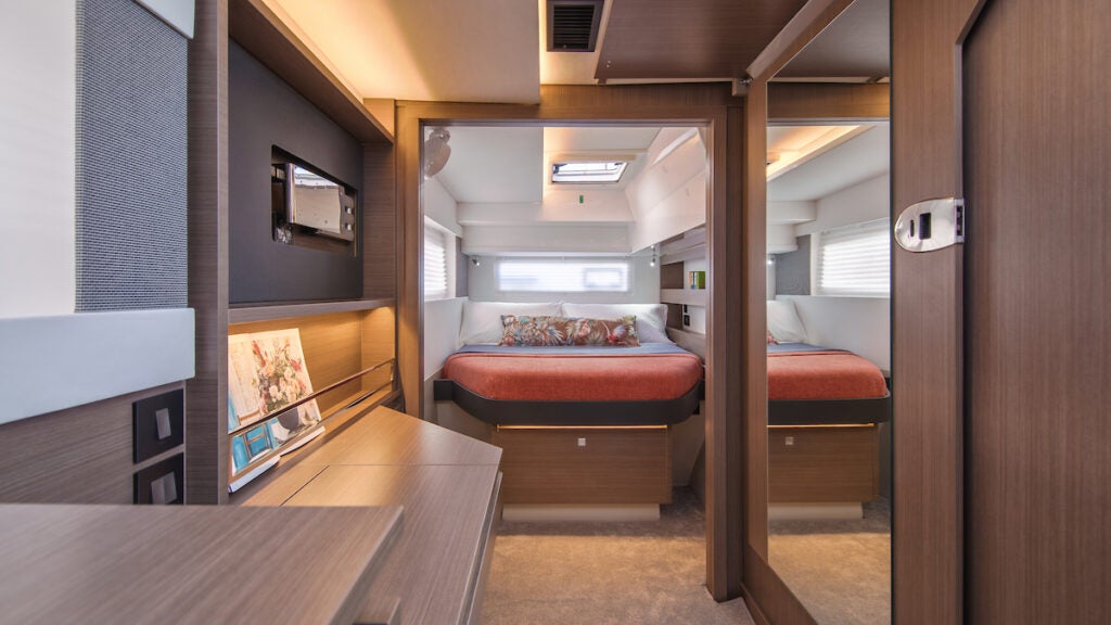 Leopard 42 Owner Cabin