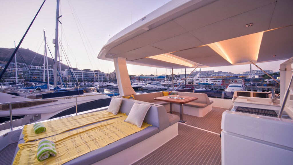 Leopard 53PC Flybridge