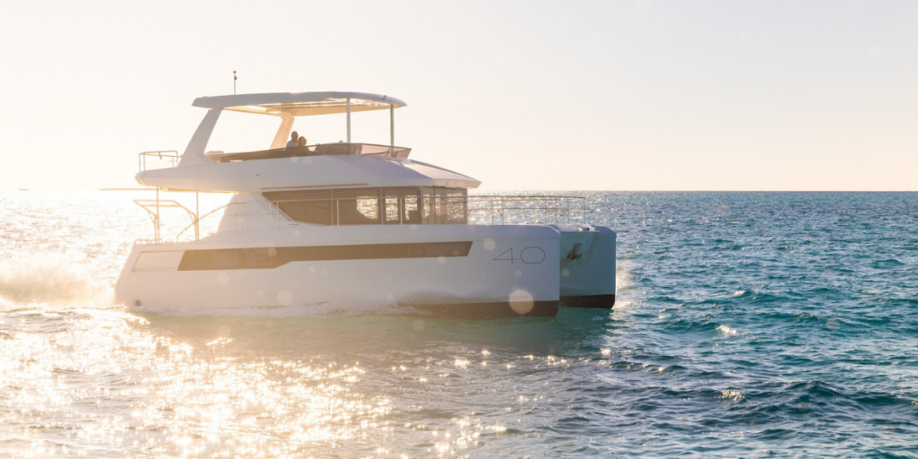 Leopard 40 PC Power Cruising