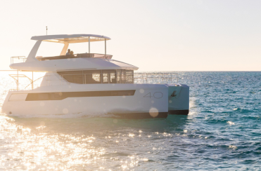 Leopard 40 PC Power Cruising