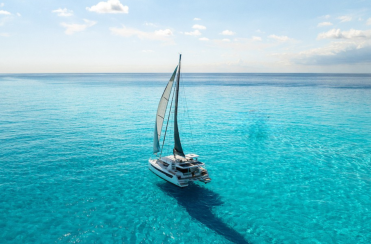 Leopard 46 Sailing